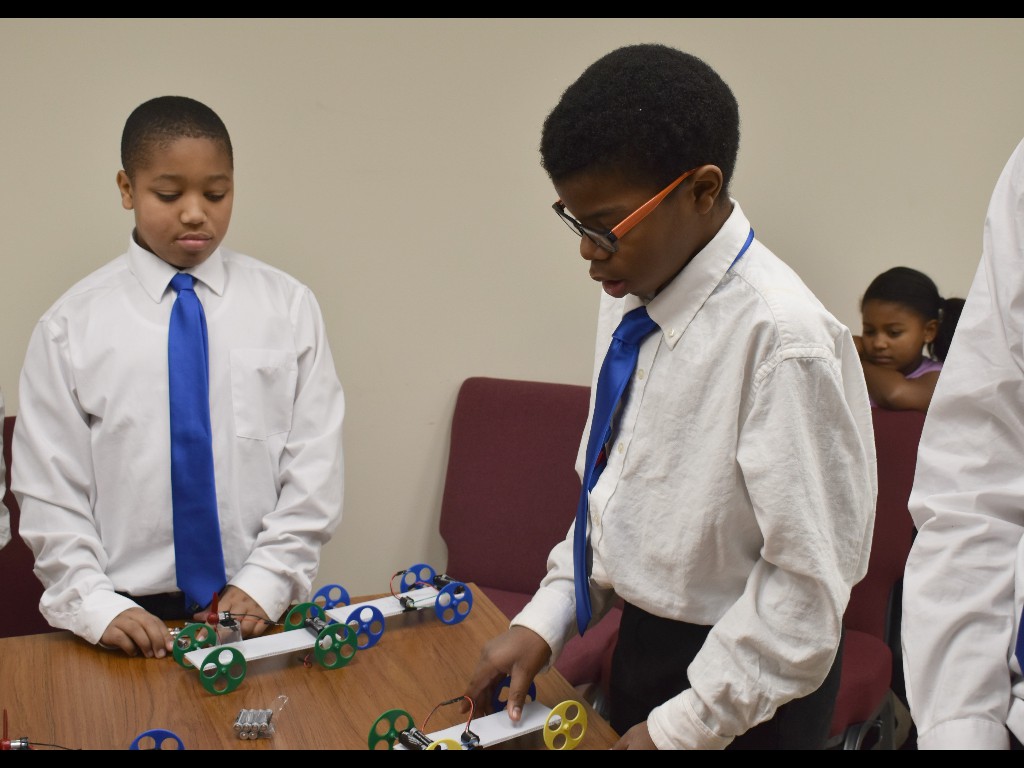 Partcipants and the One Cars built Stem Derby Tulsa